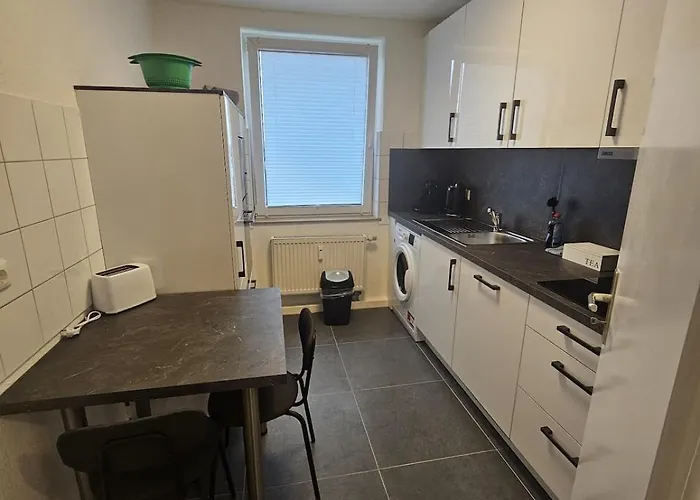 Moderne Gegenueber Bahnhof Kassel