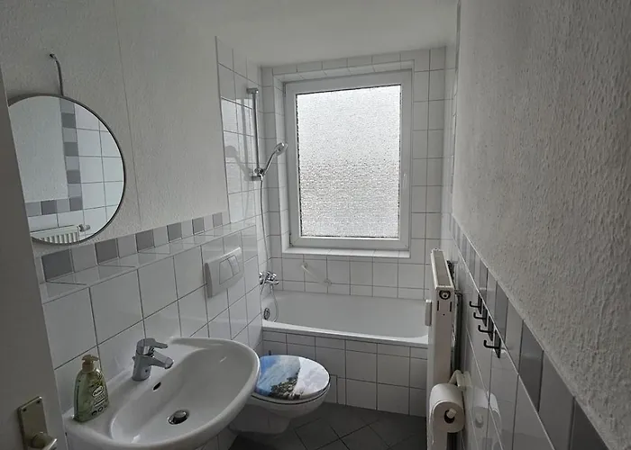 Moderne Gegenueber Bahnhof Daire